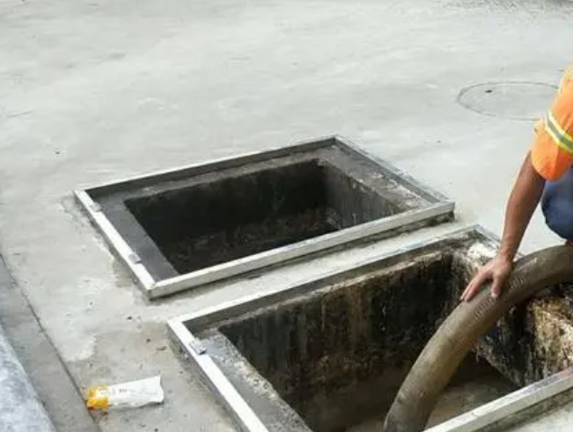 新邵化粪池清理